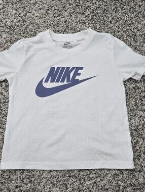 White Nike Short Sleeve Top